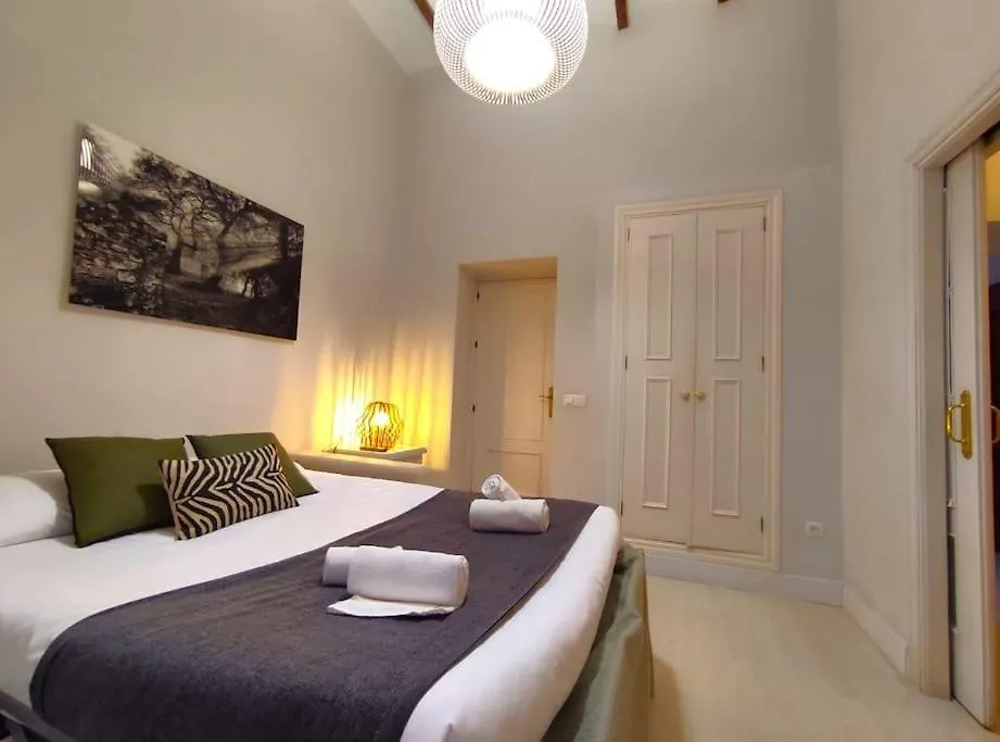 Aponte Suites Seville