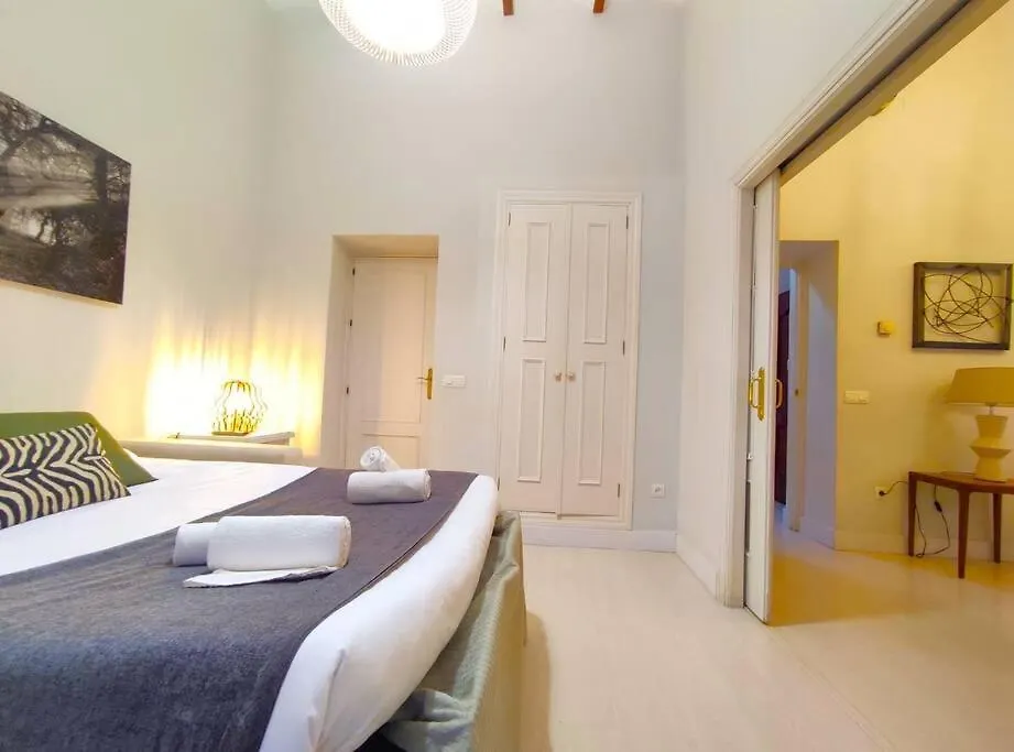 Aponte Suites Sevilla Apartment