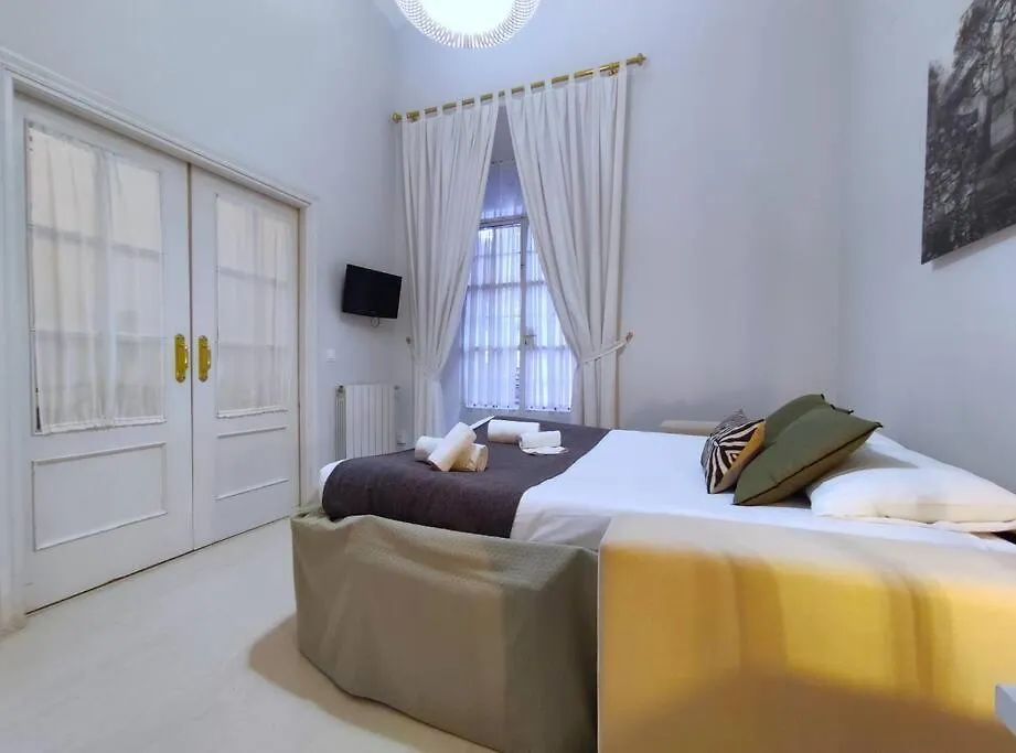 Aponte Suites Seville Apartment